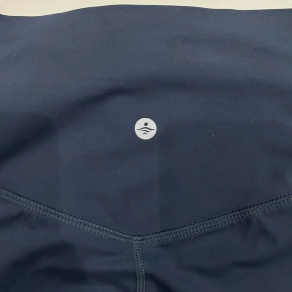 Halara UltraSculpt SoCinched High Waisted Tummy Control Pocket 7/8 Leggings - Picture 7 of 8